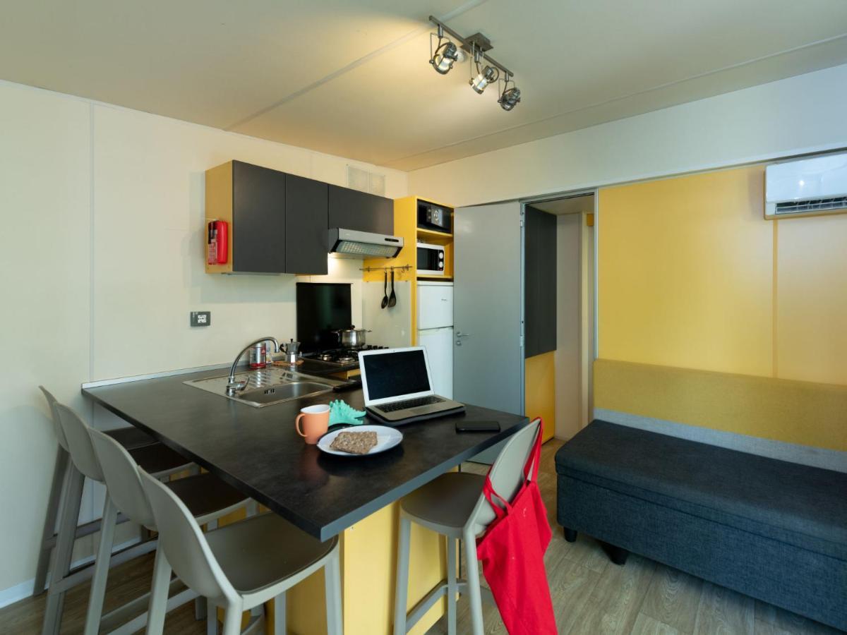 Holiday Home Garda Suite Trendy By Interhome Rivoltella del Garda Exterior photo